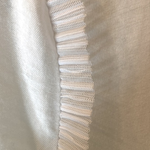Sisley White Cotton Tee With Ruffle - Picture 10 of 10